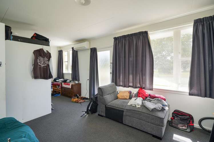 8 Hamilton Street Winton Surrounds_19