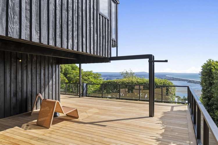 1/24 Revelation Drive Clifton_16