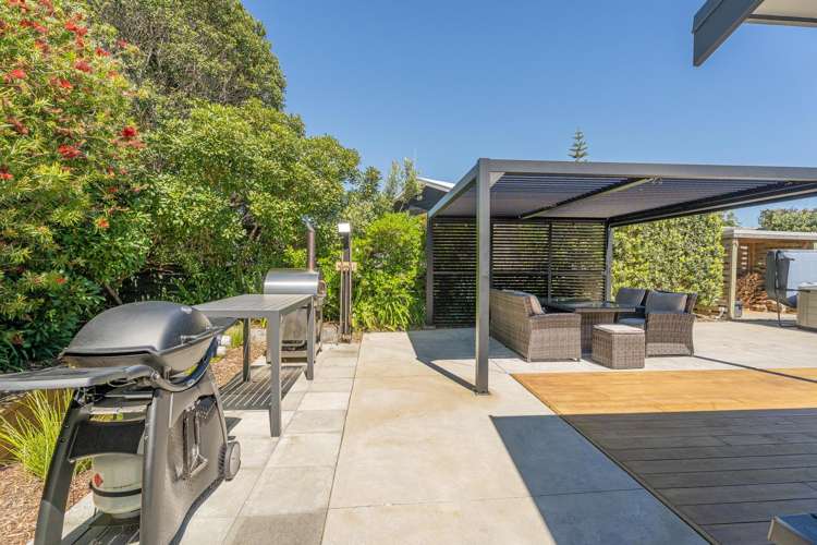 114 Kauri Crescent Matarangi_28