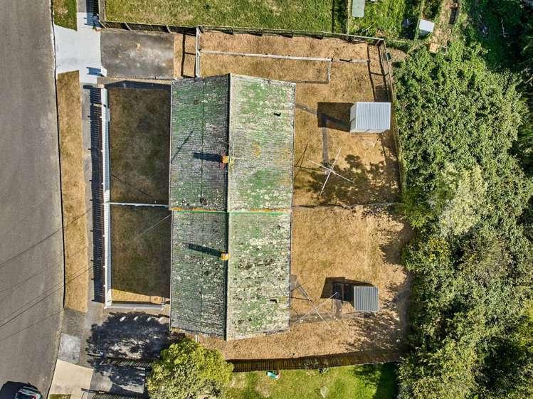 3 - 5 York Place Cannons Creek_27