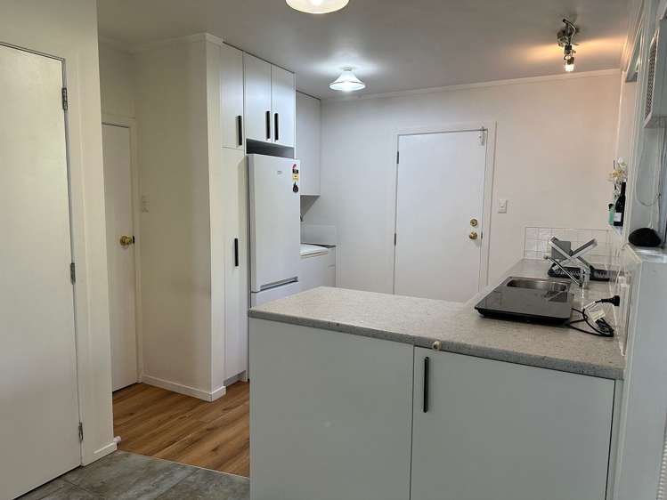 11 Roberts Road Glenfield_10