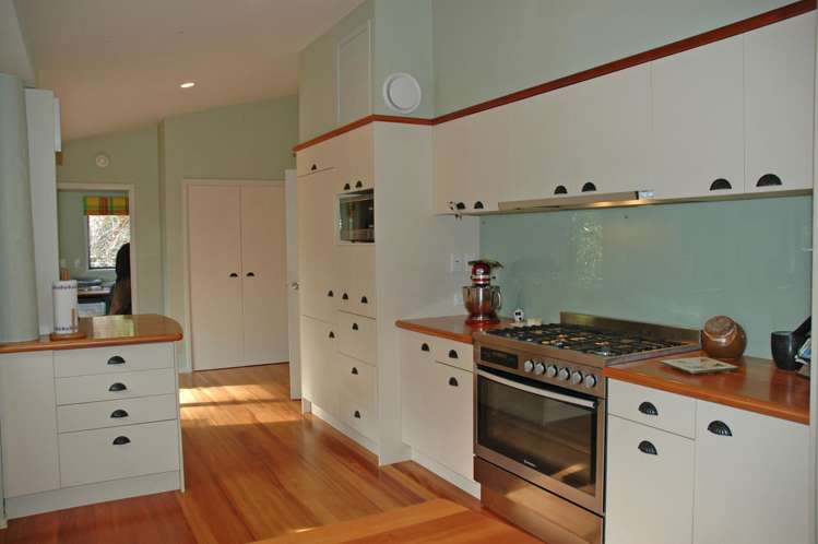 123 Mapara Road Acacia Bay_9