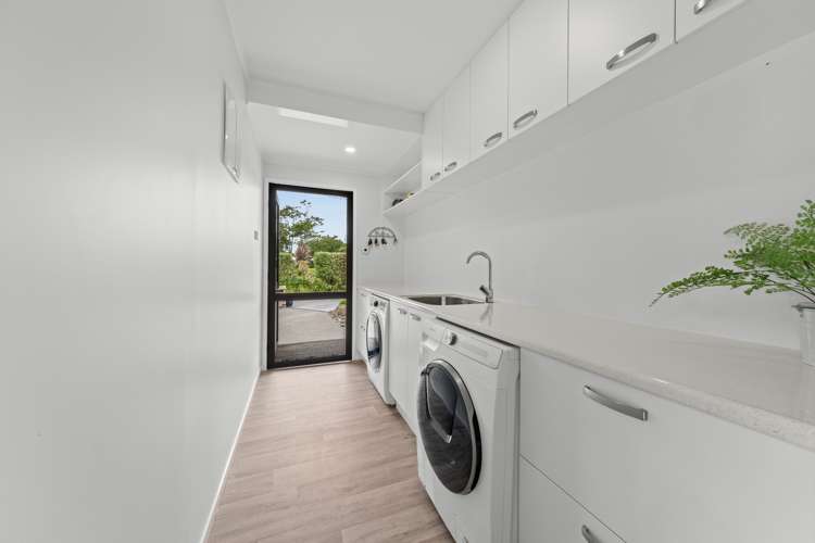 1 Whitcombe Street Lepperton_21