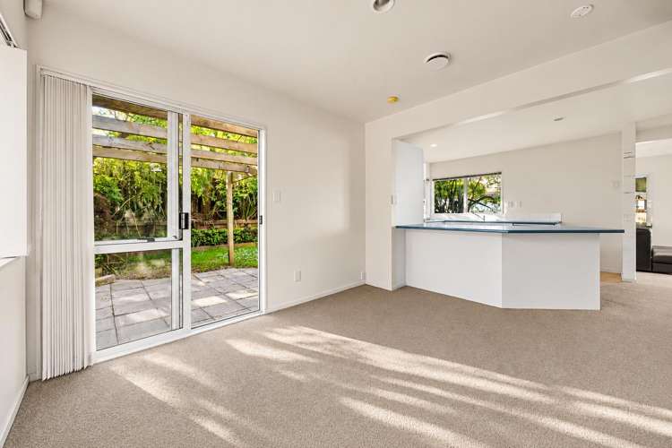 93 Sturges Road Henderson_10