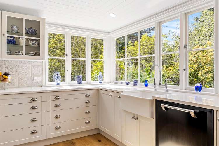 211 Summerhill Road Cust_4