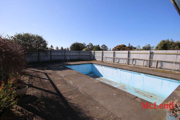 79 Chertsey Line Road Chertsey_18