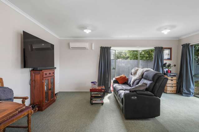 2/75 Mclauchlan Street Springlands_2