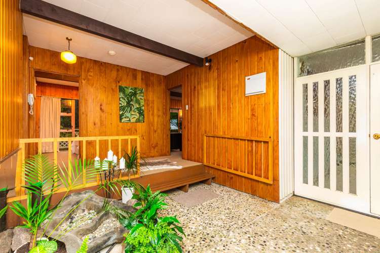 25 Ray Small Drive Papakura_12