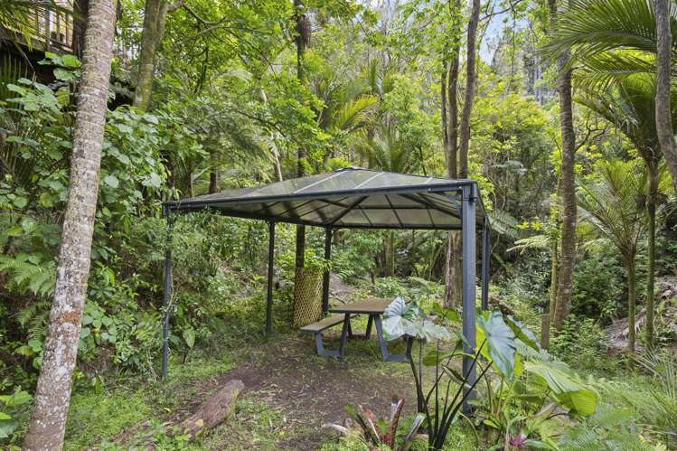 90 Laingholm Drive Laingholm_21