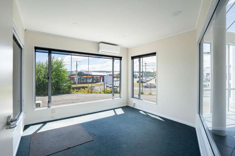 24 Taniwha Street Taupo_5