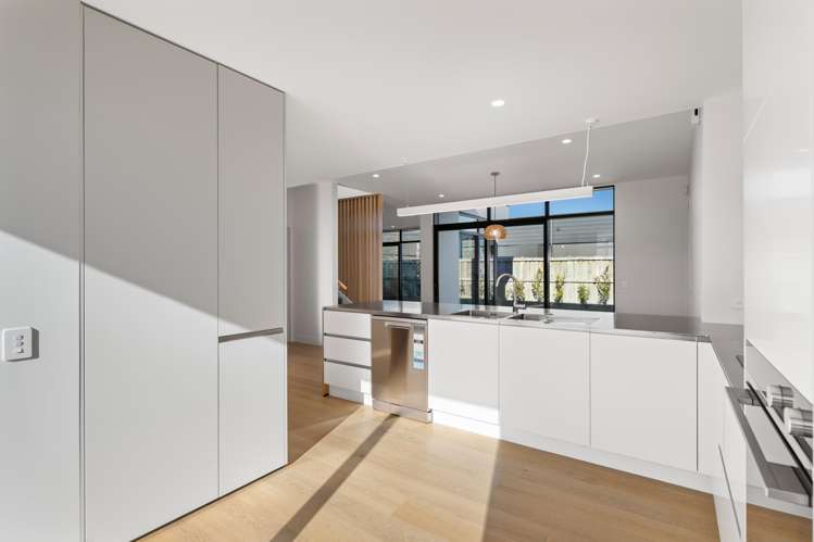 25 Blackmore Place Springlands_16
