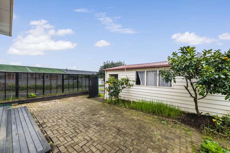 1/9, 2/9 & 3/9 Esmonde Road Takapuna_7