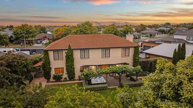 61 Travis Country Drive Burwood_27