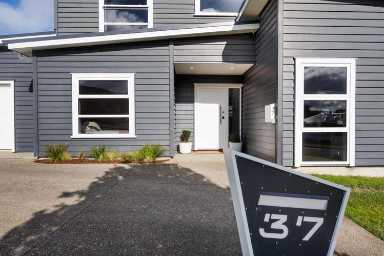 37 Vaucluse Heights Fitzherbert_32