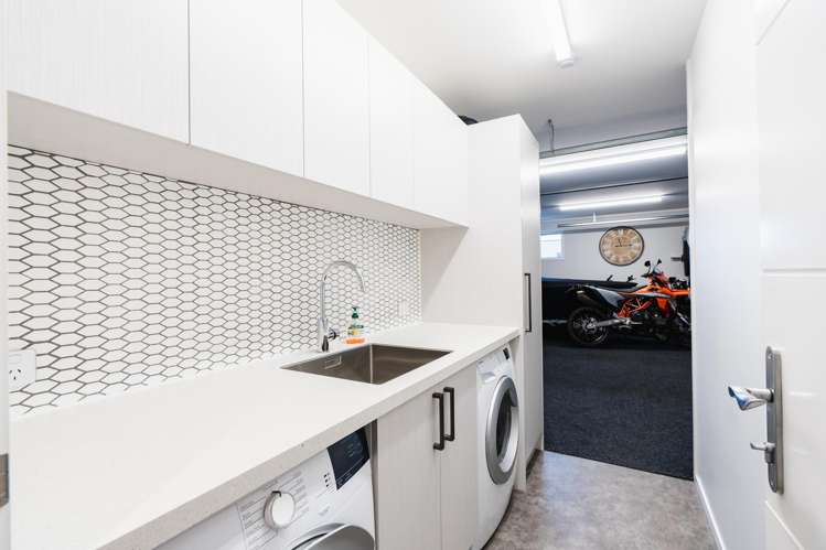 8 Marjorie Lane Mosgiel_19