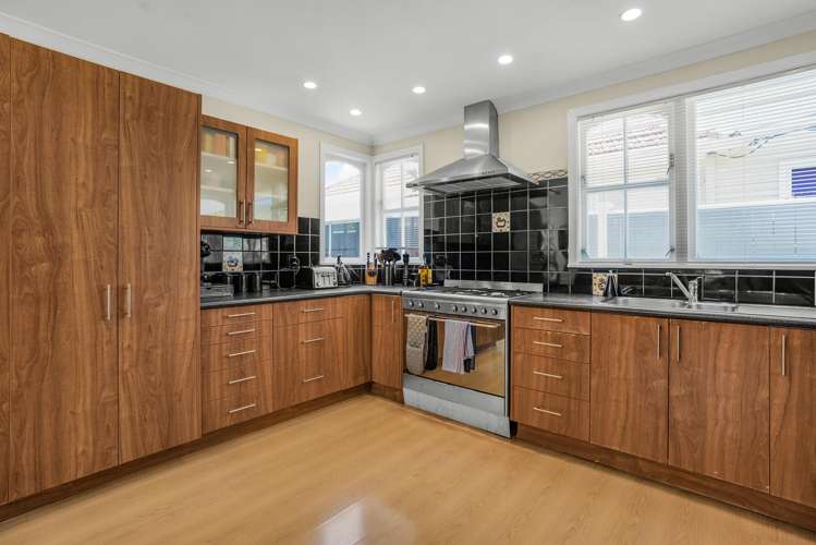 82 Oxford Terrace Epuni_10