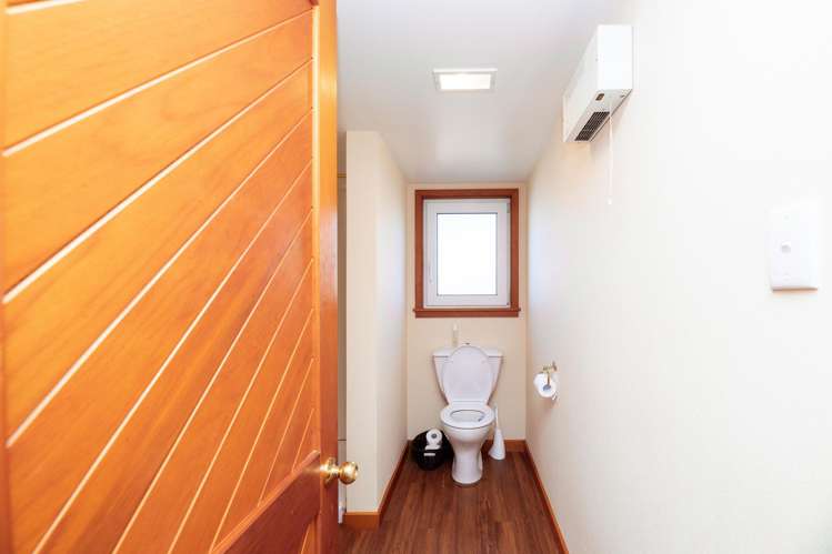 223 Middle Road Allenton_21