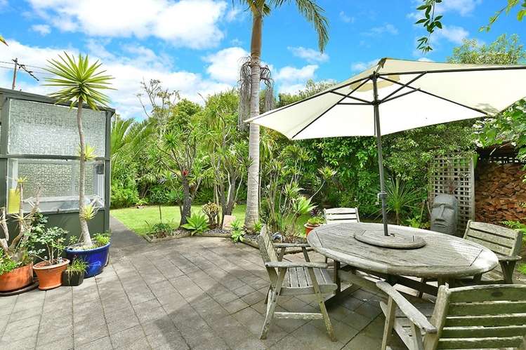 3/23a Eversleigh Road Belmont_12