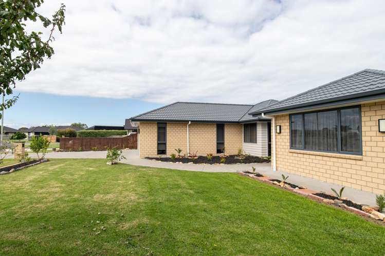 27 Costello Drive Ngatea_25