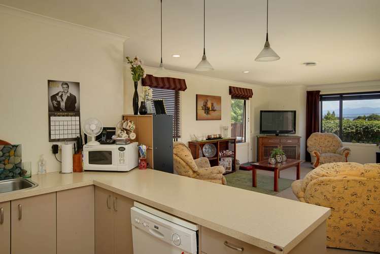 283 The Ridgeway Stoke_8