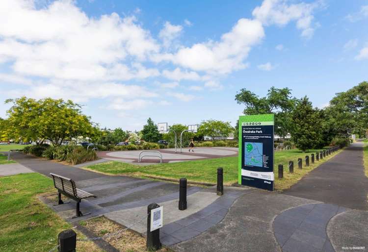 131 Hendon Ave Mount Albert_12