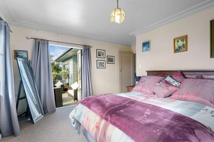 10 Campbell Street Leamington_14