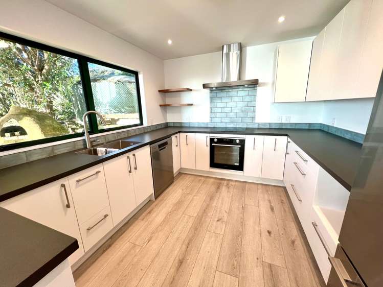 9b Earles Place Raglan_13
