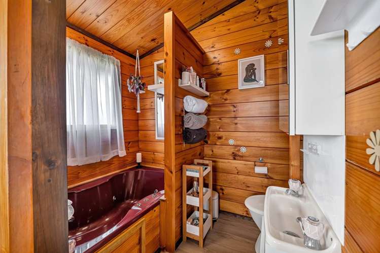 11A Warwick Road Stratford_18