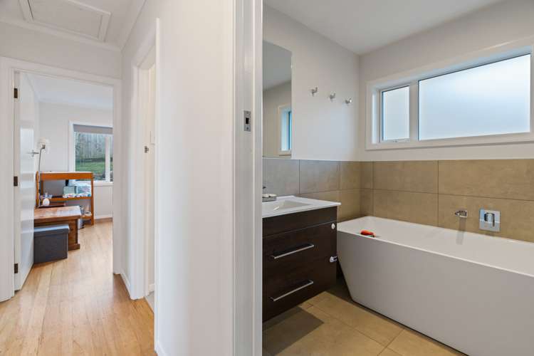 11 Dalrymple Street Pine Hill_13