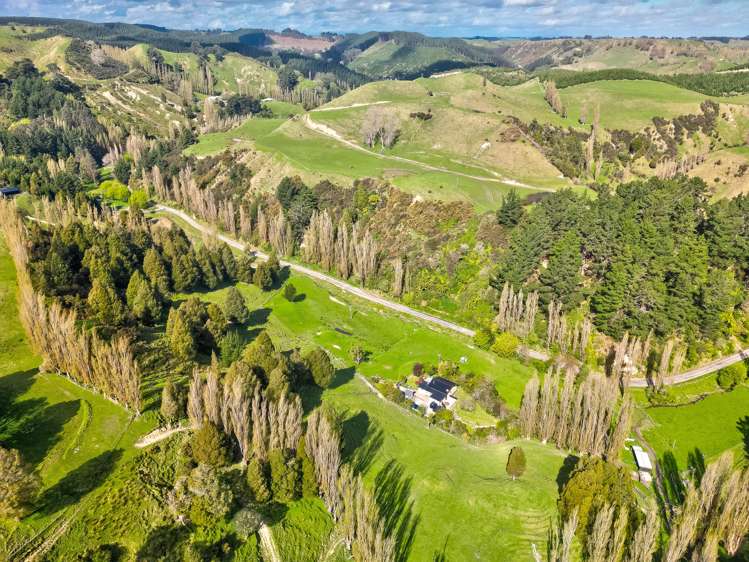 665 Longacre Road Okoia_21