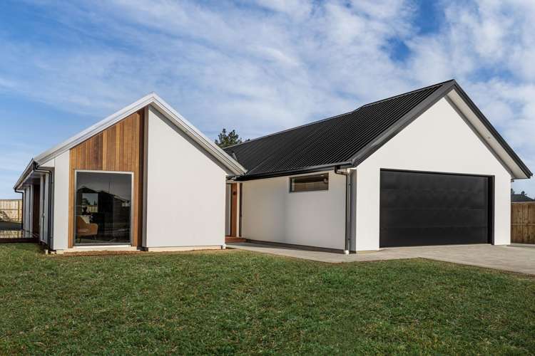 31 Greig Crescent Amberley_1