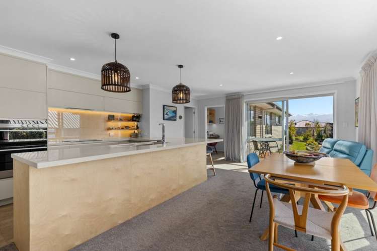 42 Ward Street Kaikoura_9