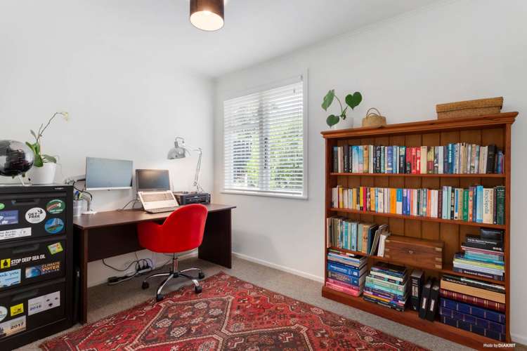 2/8 Arahoe Road New Lynn_14