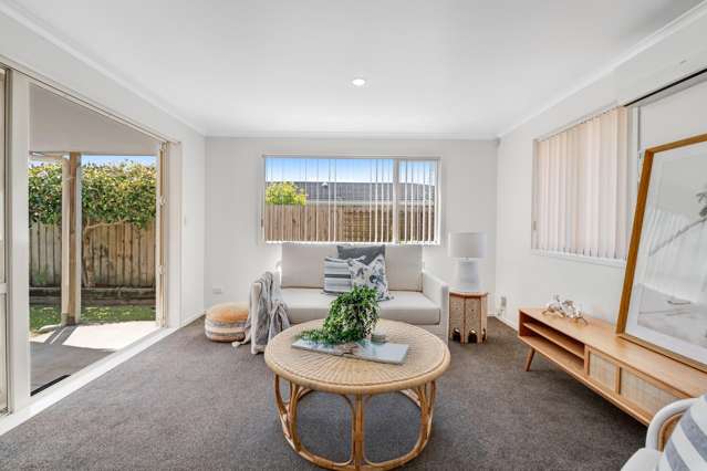 8/262 Centreway Road Orewa_4