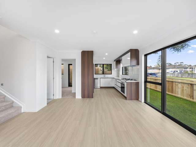 8A Neems Place Manurewa_2