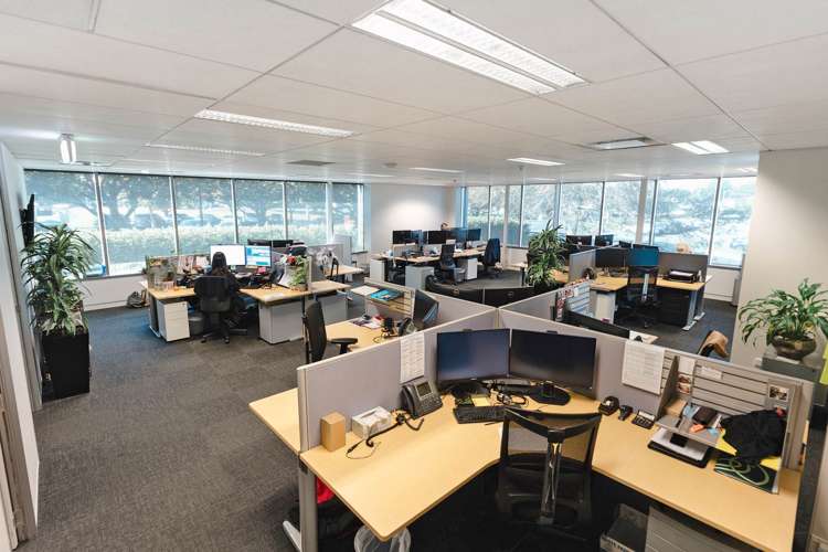 68-76 Taharoto Road Takapuna_2