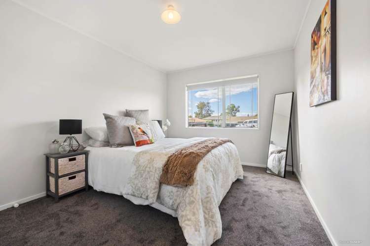 48 Bodi Place Te Atatu South_24