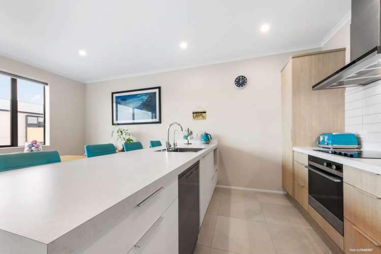 3/2 Rangitamiro Place Hobsonville_10