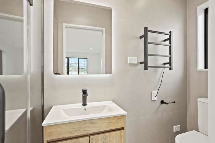 4 Toetoe Street Westgate_8