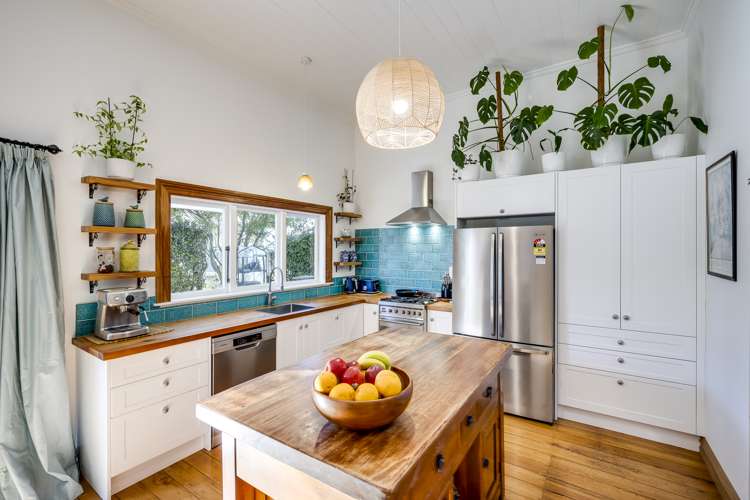 16 Owen Street Napier South_4