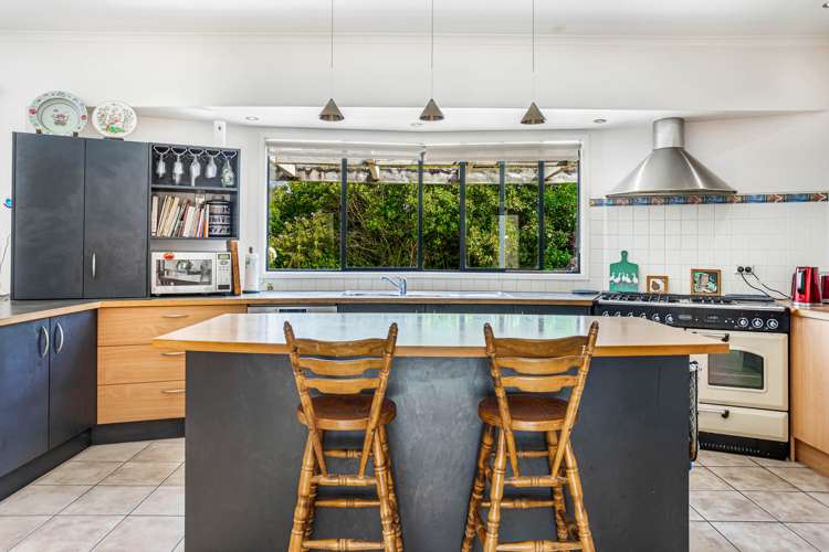 104 Arrowsmith Road Waitakere_9