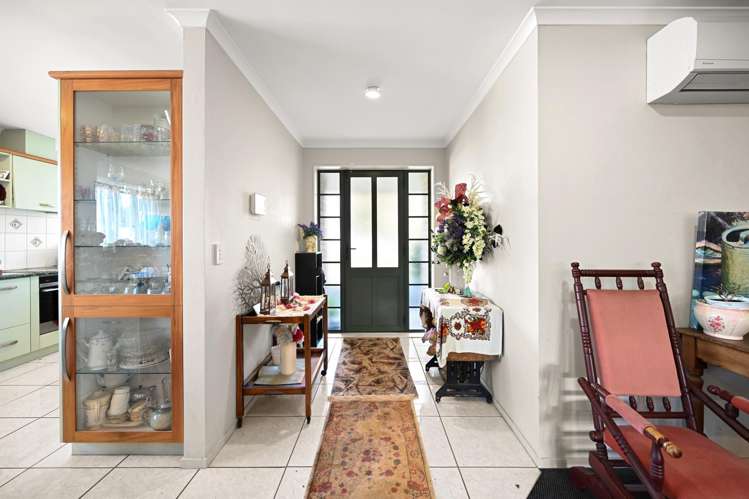 10 Wimbledon Close_2