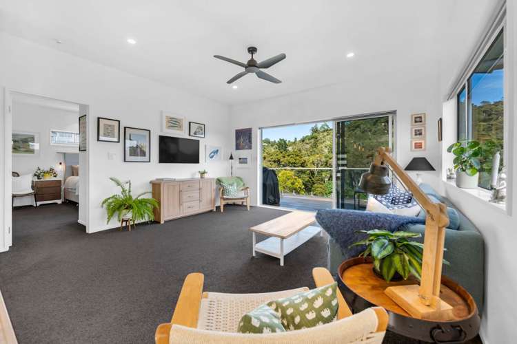 13 Rewa Road Maraetai_7