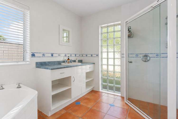 9 Glenross Drive Wattle Downs_17