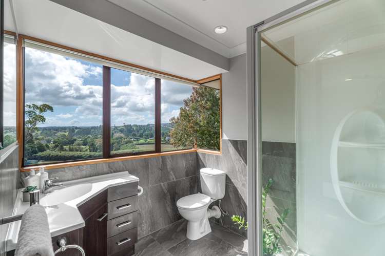 115 Sandstone Road Whitford_12