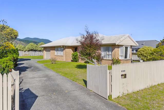 Sunny, Stylish & Low Maintenance Living