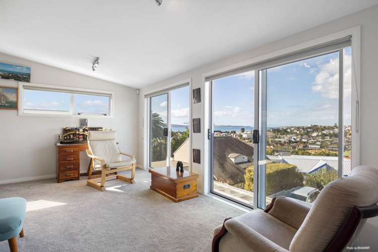 97 Rukutai Street Orakei_16