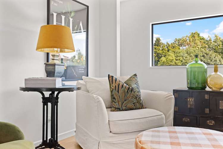 2/11 Carlton Mill Road Merivale_11