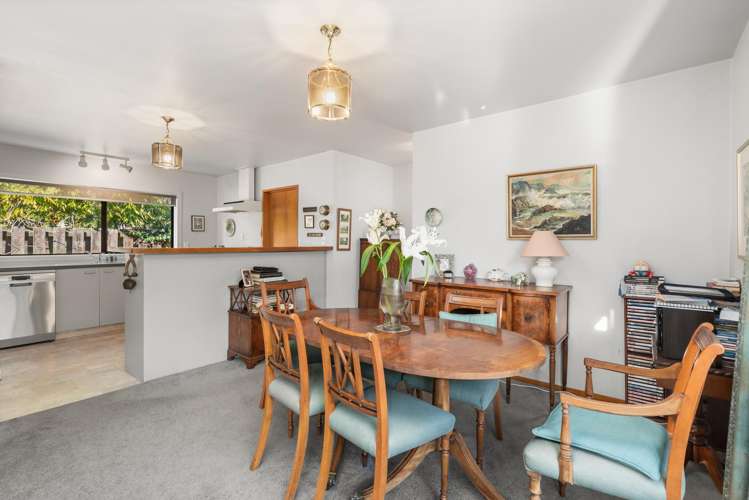 3/3 Sumnervale Drive Sumner_7