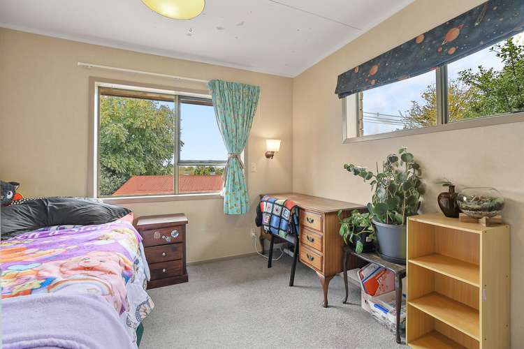 111 Tuhikaramea Road Dinsdale_18